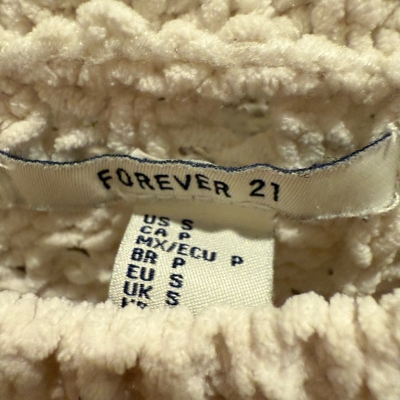 Forever 21 Cream Crochet Knit Sweater Crop Style Classic Size Small - Picture 3 of 3